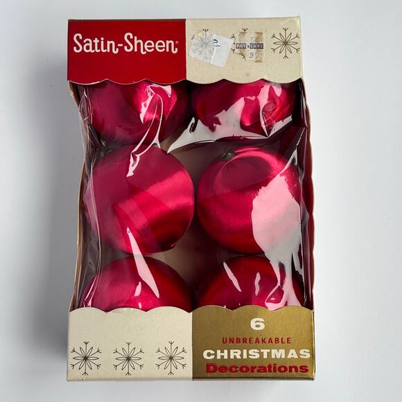 Red Satin Sheen Unbreakable Christmas Ornaments Set of 6 Crafts Retro Decor - Picture 8 of 9